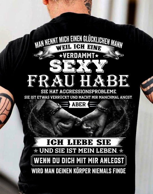 MAN NENNT MICH EINEN GLÜCKLICHEN MANN - GIFT T SHIRT FROM WIFE TO HUSBAND - SNOW00 (SKU2606-306-00)