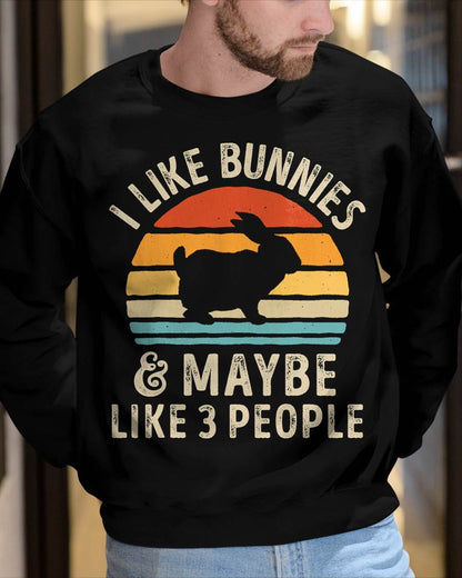 Like Bunnies And Maybe Like 3 People Bunny Rabbit Retro T-Shirt
