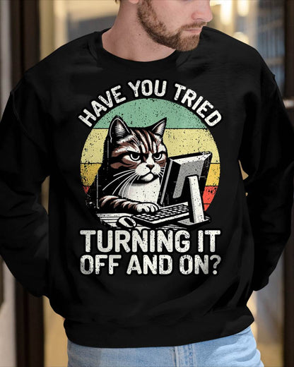 Tech Support Humor I Cat Tech Engineer I Computer IT Guy T-Shirt