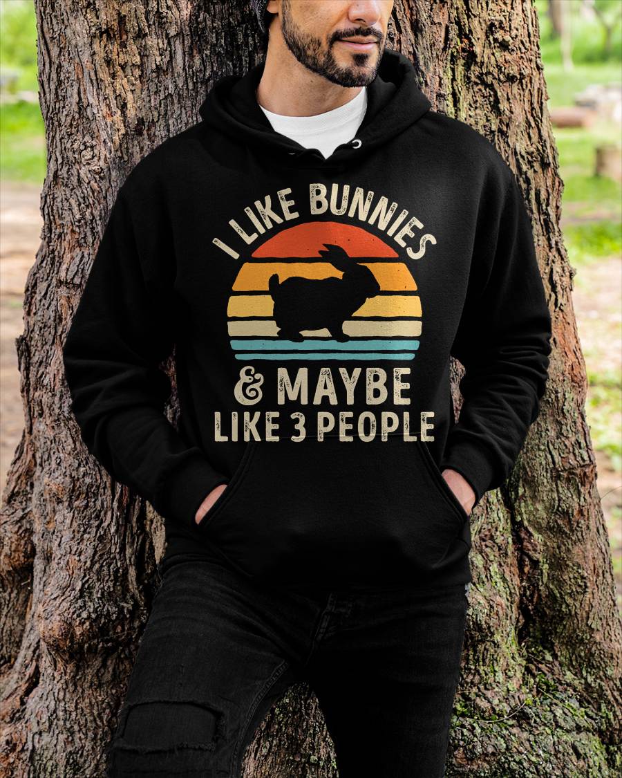 Like Bunnies And Maybe Like 3 People Bunny Rabbit Retro T-Shirt