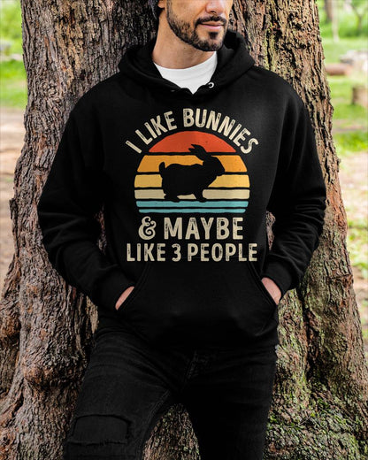 Like Bunnies And Maybe Like 3 People Bunny Rabbit Retro T-Shirt