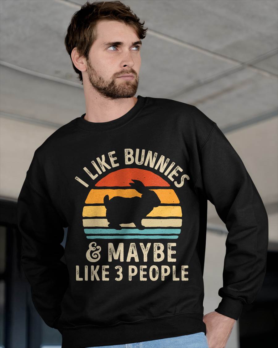 Like Bunnies And Maybe Like 3 People Bunny Rabbit Retro T-Shirt