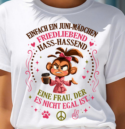 JUNI, FRIEDLIEBEND HASS-HASSEND EINE FRAU, DER ES NICHT EGAL IST - SNOW GER06 (SKU2605-352-06)