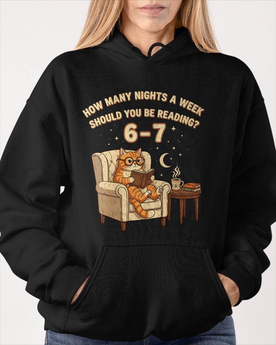 Funny Cat Reading 6-7 Meme English Teacher Book Lover Humor T-Shirt