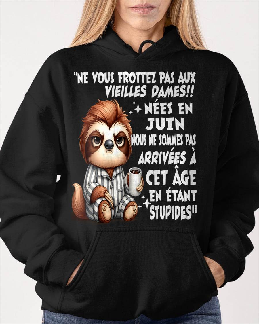 JUIN SHIRT NE VOUS FROTTEZ PAS AUX VIEILLES DAMES - SNOW06 (SKU2605-133-06)