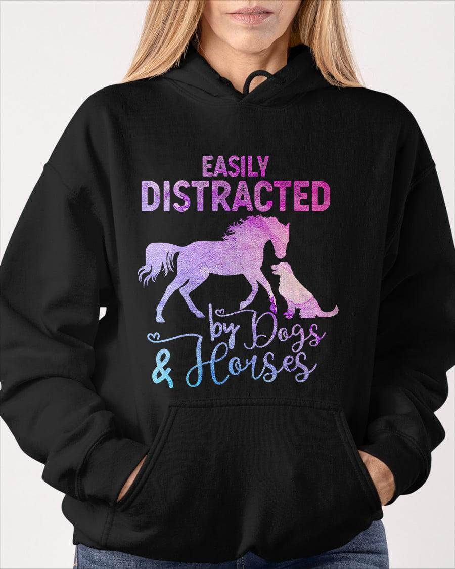 Funny Horse Women Girls Easily Distracted By Dogs & Horses T-Shirt