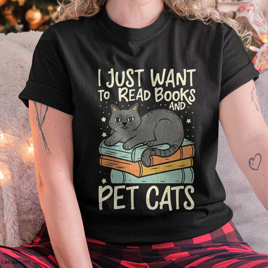 Retro I Just Want to Read Books and Pet Cats Cat T-Shirt