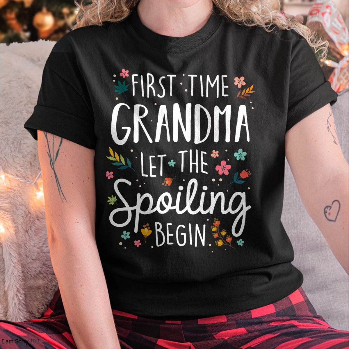 FIRST TIME GRANDMA T-SHIRT – PERFECT GIFT FOR NEW GRANDMAS - snow00 (SKU8-GRA00)