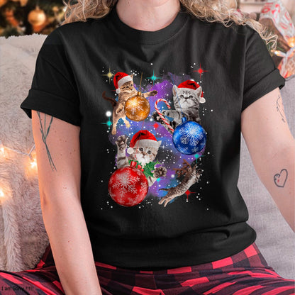 Cute Christmas Cats In Space Ornaments Graphic T-Shirt - Christmas Unisex T-Shirt/Hoodie/Sweatshirt - SNOW00