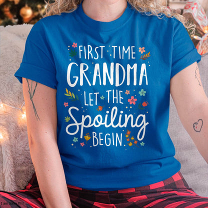 FIRST TIME GRANDMA T-SHIRT – PERFECT GIFT FOR NEW GRANDMAS - snow00 (SKU8-GRA00)