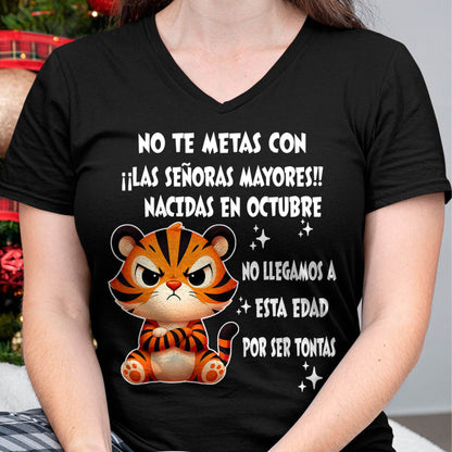 OCTUBRE SHIRT, NO TE METAS CON MUJERES MAYORES - FMA SNOW10 (SKU2604-164-10)