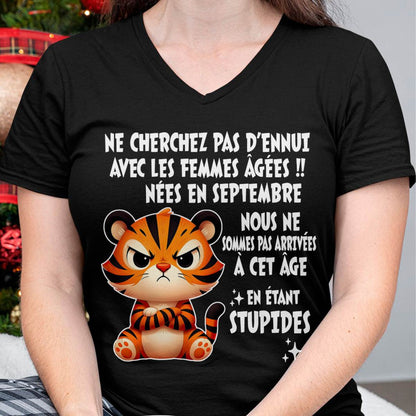 SEPTEMBRE T-SHIRT, NE CHERCHEZ PAS D’ENNUI AVEC LES FEMMES ÂGÉES - FMA SNOW09 (SKU2603-328-09)