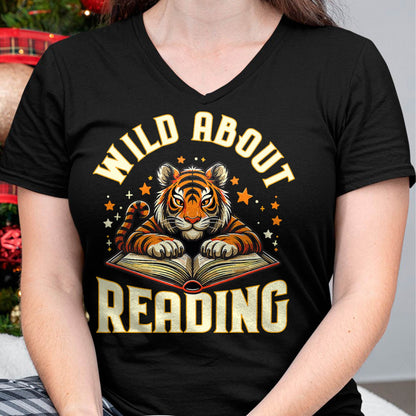 Wild About Reading Tiger Design for Teachers & Students T-Shirt