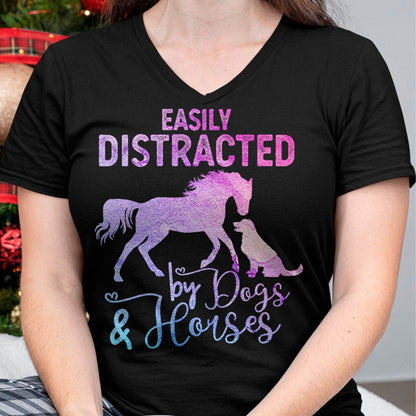 Funny Horse Women Girls Easily Distracted By Dogs & Horses T-Shirt