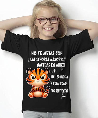 ABRIL SHIRT, NO TE METAS CON MUJERES MAYORES - FMA SNOW04 (SKU2604-164-04)