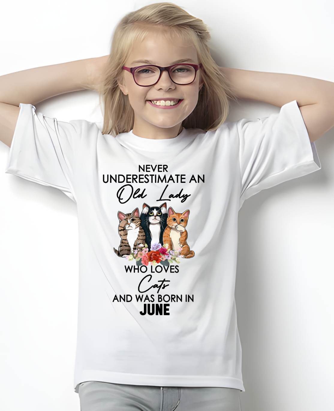 Never Underestimate An Old Lady Who Loves Cats Born June T-Shirt