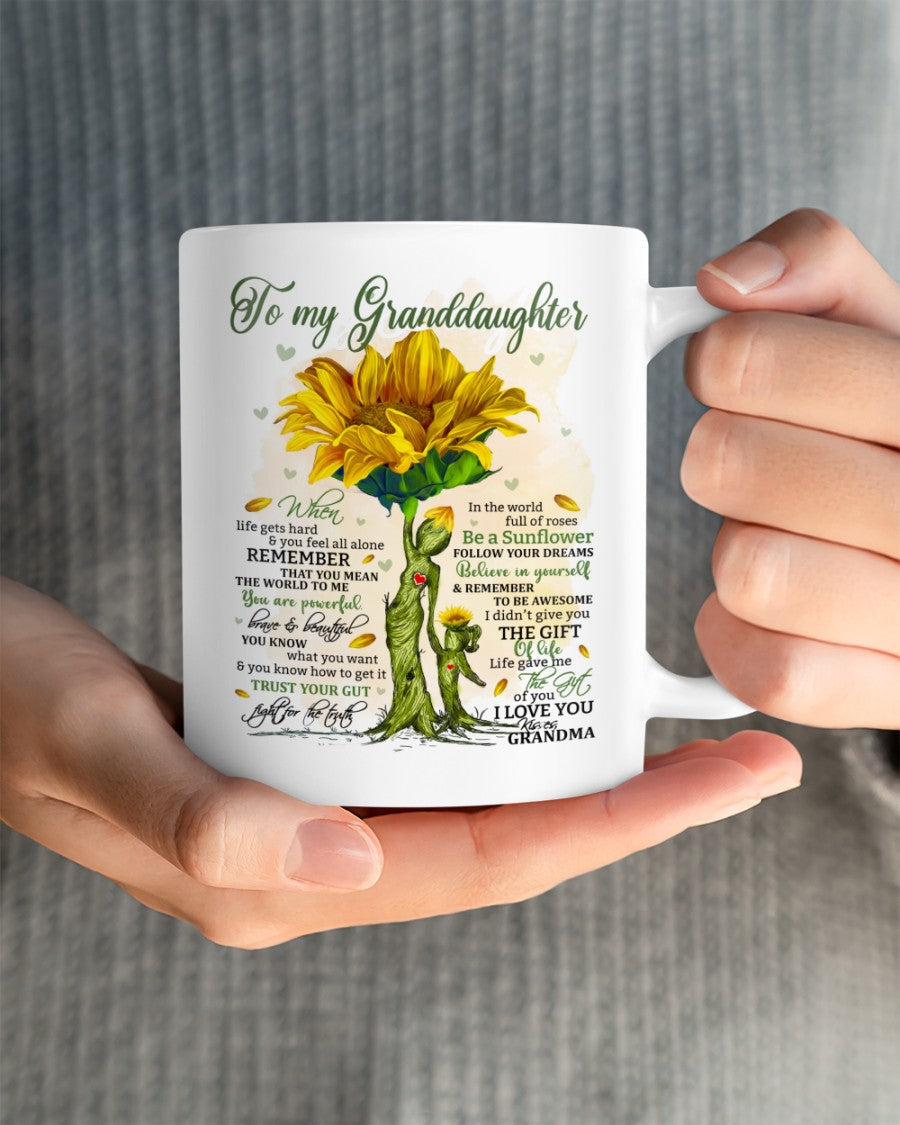 TO GRANDDAUGHTER MUG 02 - GIFT FROM GRANDMA - snow00