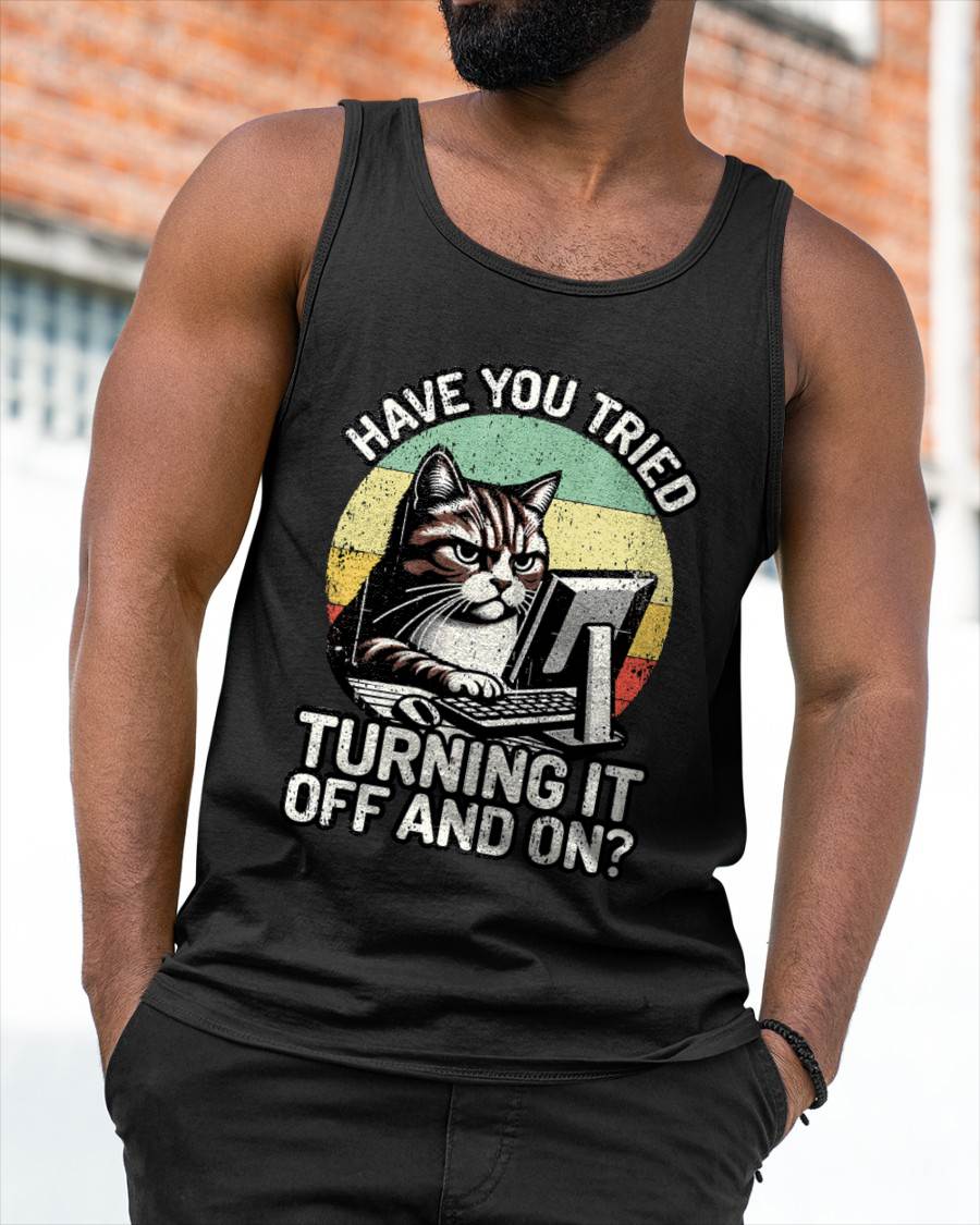 Tech Support Humor I Cat Tech Engineer I Computer IT Guy T-Shirt