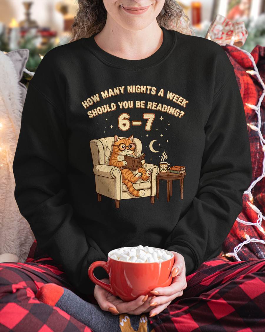 Funny Cat Reading 6-7 Meme English Teacher Book Lover Humor T-Shirt