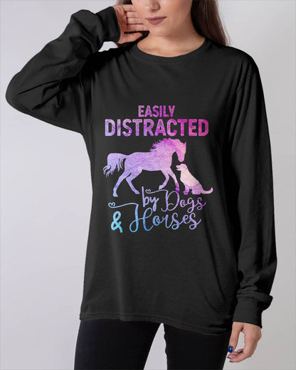 Funny Horse Women Girls Easily Distracted By Dogs & Horses T-Shirt
