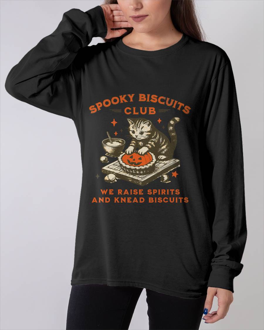 Spooky Biscuits Club Cat, Funny Halloween Baking Tee T-Shirt