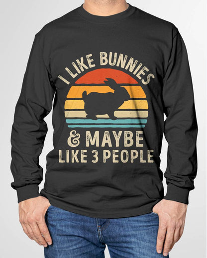 Like Bunnies And Maybe Like 3 People Bunny Rabbit Retro T-Shirt