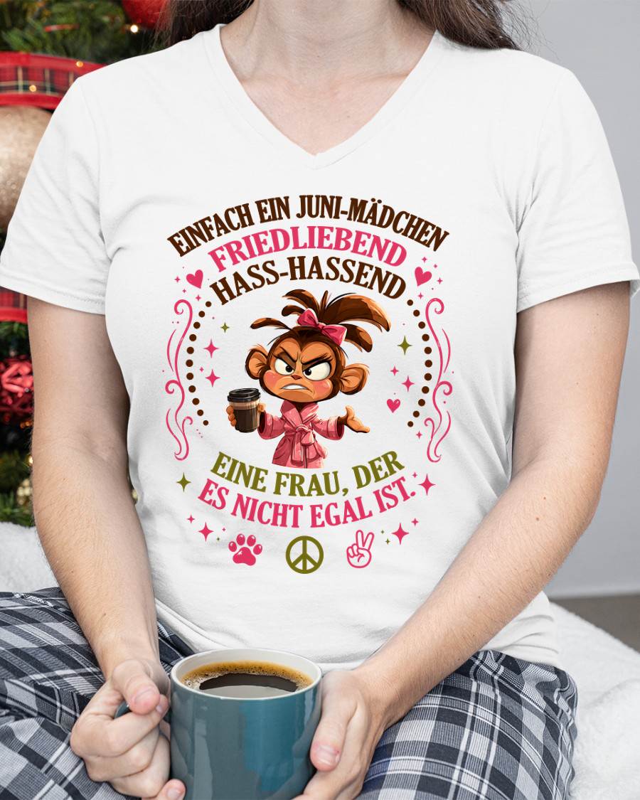 JUNI, FRIEDLIEBEND HASS-HASSEND EINE FRAU, DER ES NICHT EGAL IST - SNOW GER06 (SKU2605-352-06)