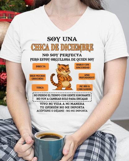 DECEMBER SHIRT, NO SOY PERFECTA PERO ESTOY ORGULLOSA DE QUIEN SOY - SNOW12 (SKU2604-45-12)