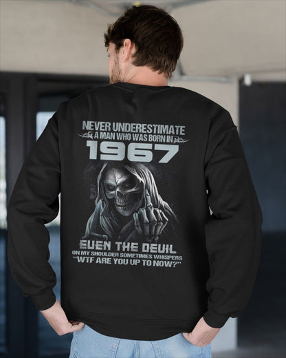 NEVER UNDERESTIMATE A MAN WHO WAS BORN IN 1967 - US1967 (SKU07-58-1967) male