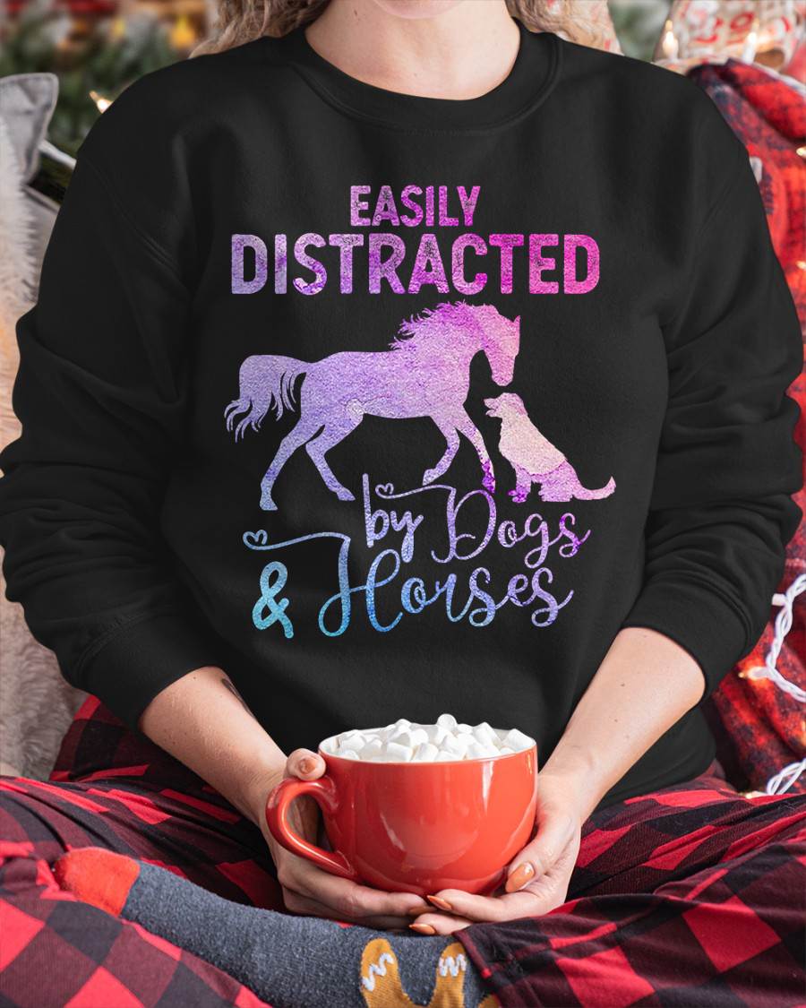 Funny Horse Women Girls Easily Distracted By Dogs & Horses T-Shirt