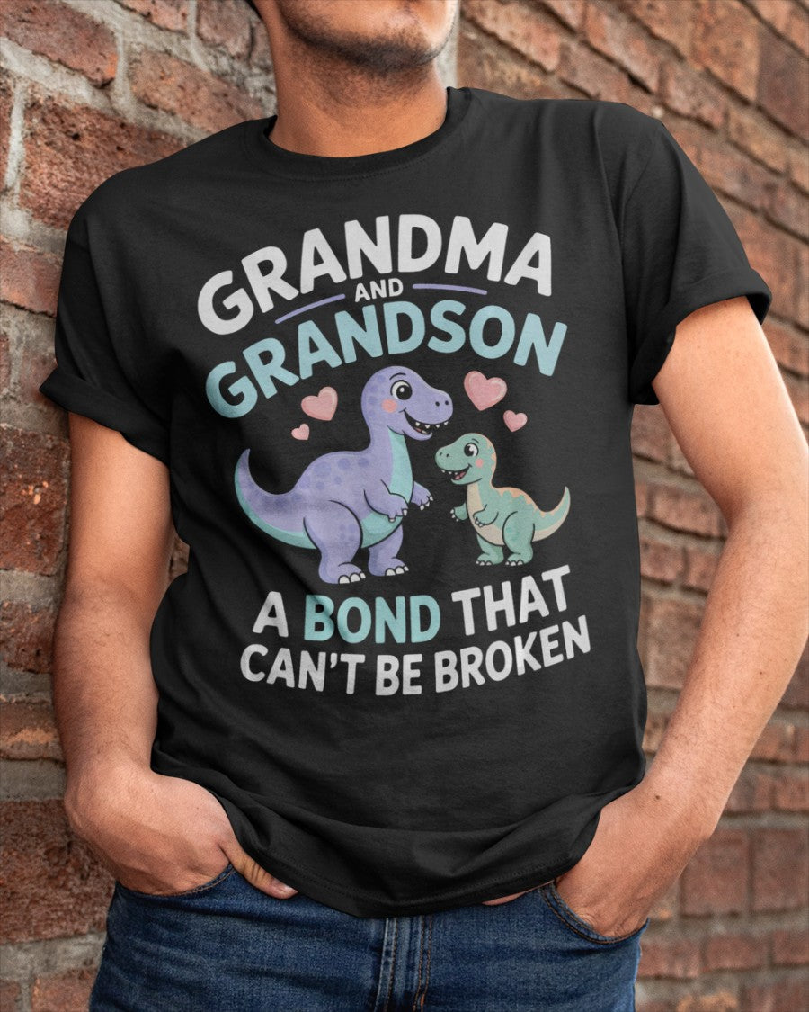 GRANDMA AND GRANDSON A BOND THAT CAN'T BE BROKEN DINOSAUR UNISEX T-SHIRT snow00 (SKU-GMS4)