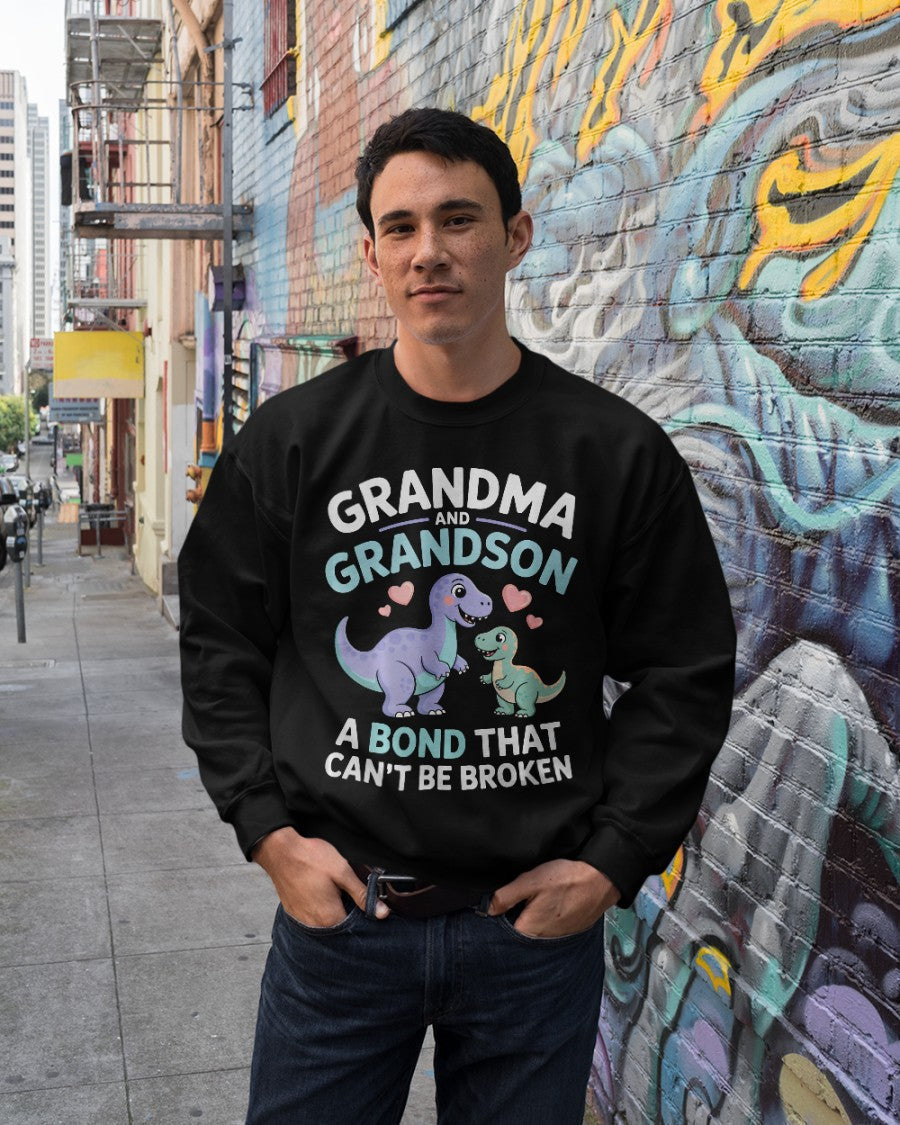 GRANDMA AND GRANDSON A BOND THAT CAN'T BE BROKEN DINOSAUR UNISEX T-SHIRT snow00 (SKU-GMS4)